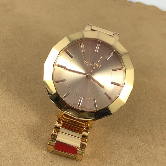 Rip Curl Sunrise Watch in a Shinny Rose Gold - Picture 5 of 10